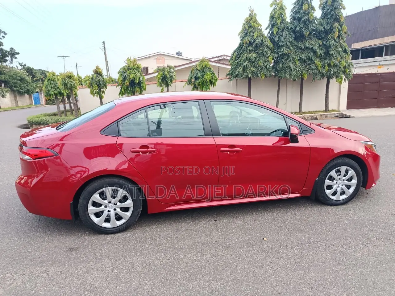 Toyota Corolla LE 2021 Red