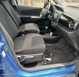 Toyota Vitz 1.3 AWD 3dr 2016 Blue