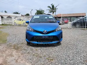 Toyota Vitz 1.3 AWD 3dr 2016 Blue