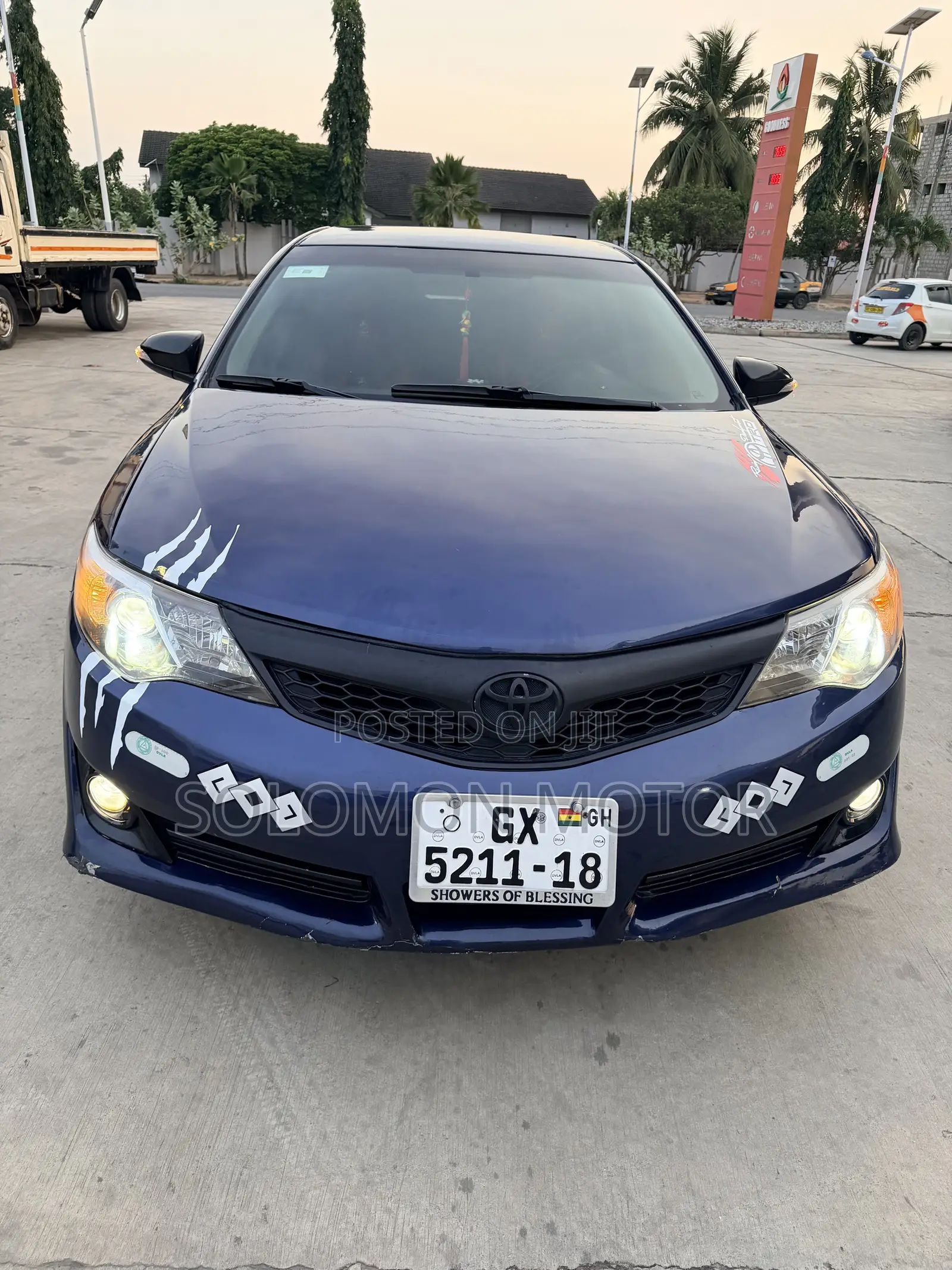 Toyota Camry 2014 Blue