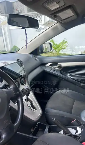 Toyota Matrix 2010 Gray