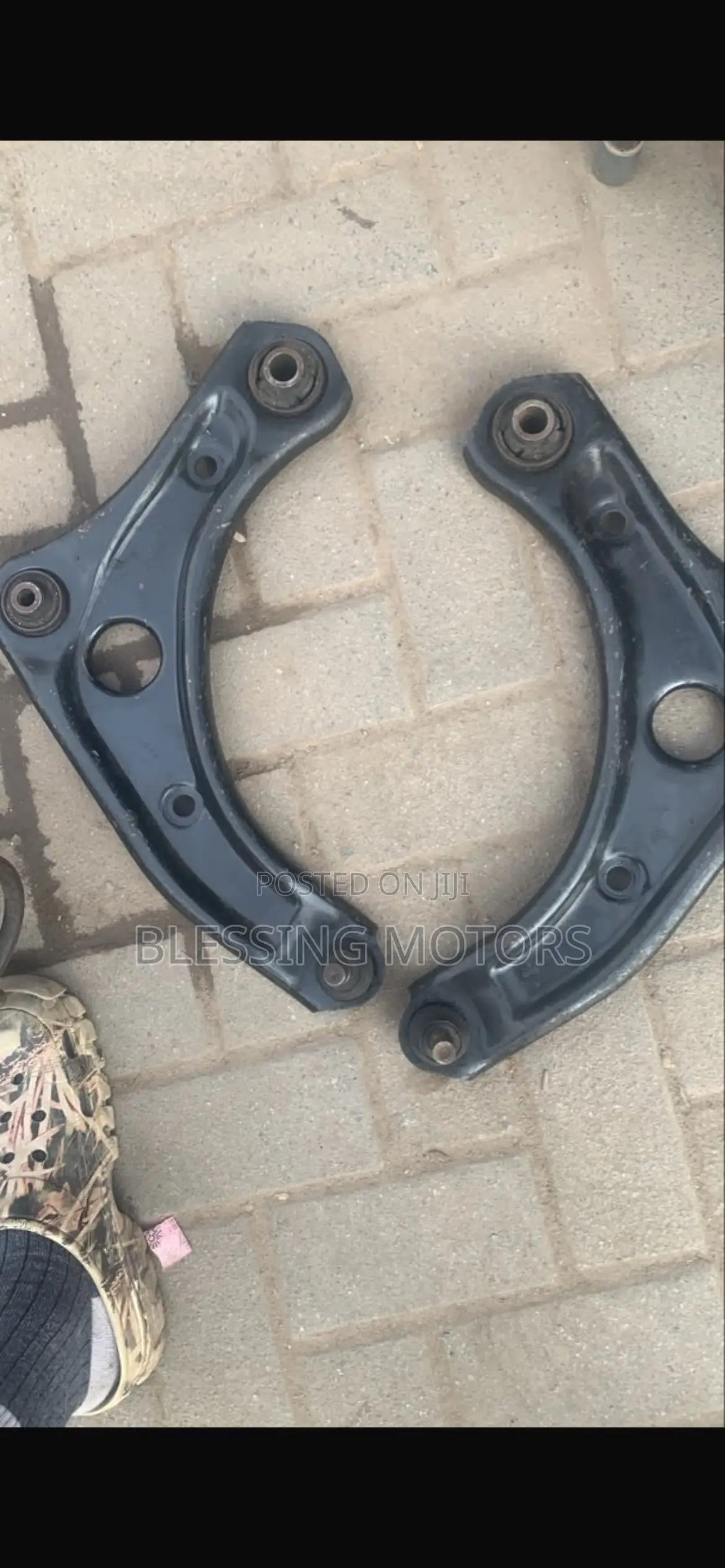 Nissan Versa Lower Arm 2012-2016