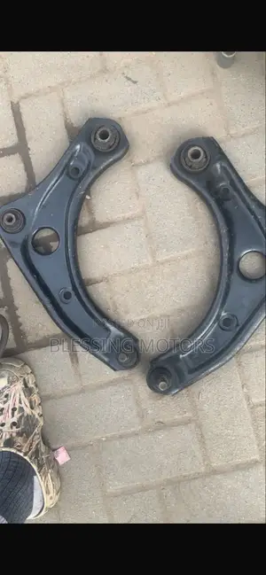 Nissan Versa Lower Arm 2012-2016
