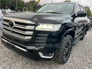 Toyota Land Cruiser 3.5 Petrol 4WD 2022 Black