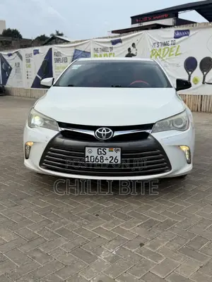 Toyota Camry XSE 4dr Sedan (2.5l 4cyl 6A) 2016 White