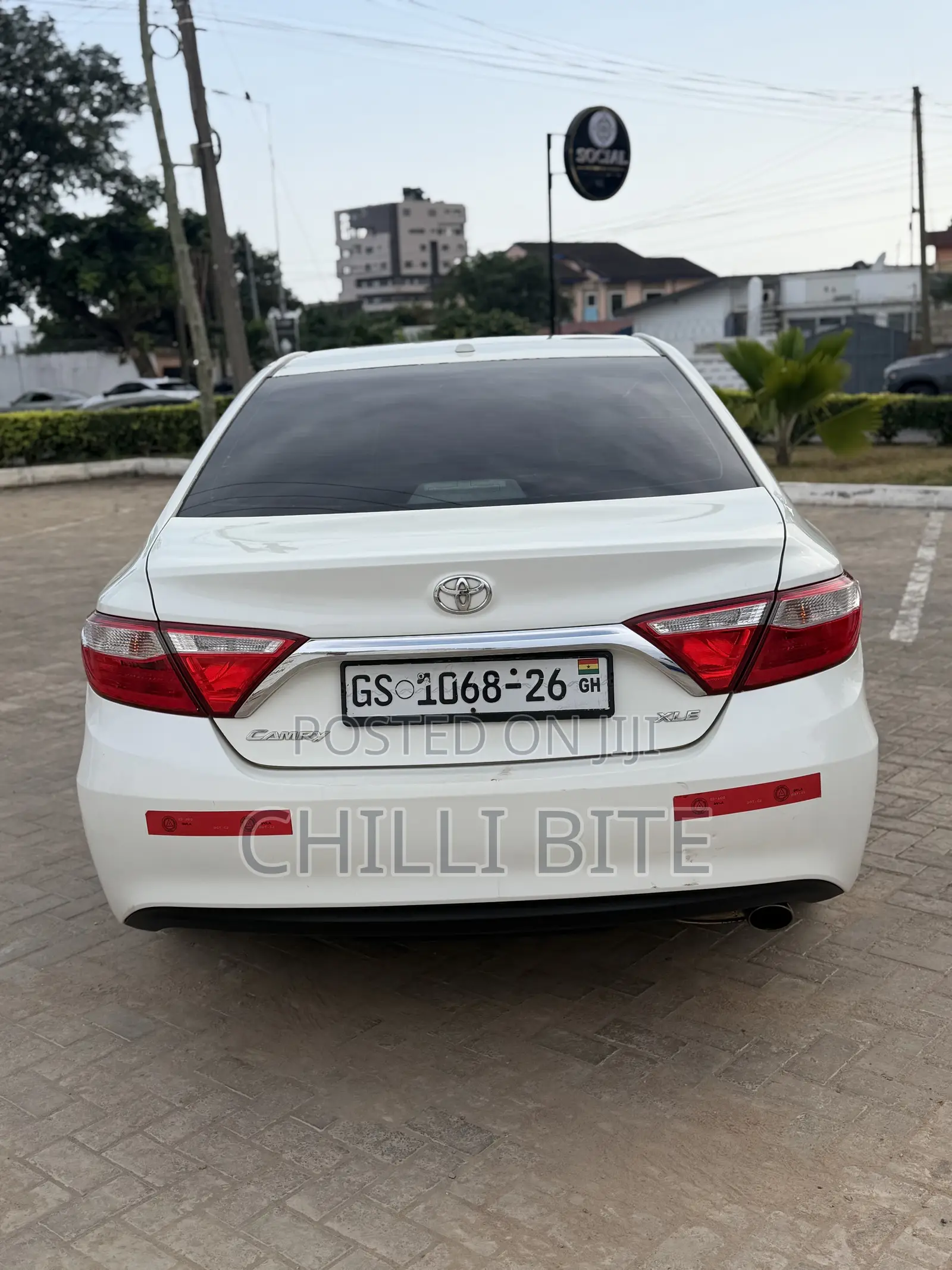 Toyota Camry XSE 4dr Sedan (2.5l 4cyl 6A) 2016 White
