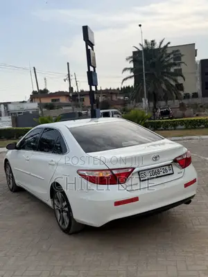Toyota Camry XSE 4dr Sedan (2.5l 4cyl 6A) 2016 White