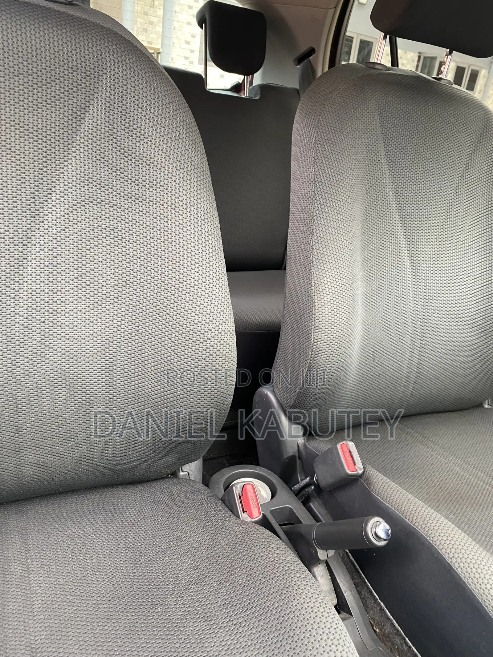 Toyota Vitz 2010 Burgundy