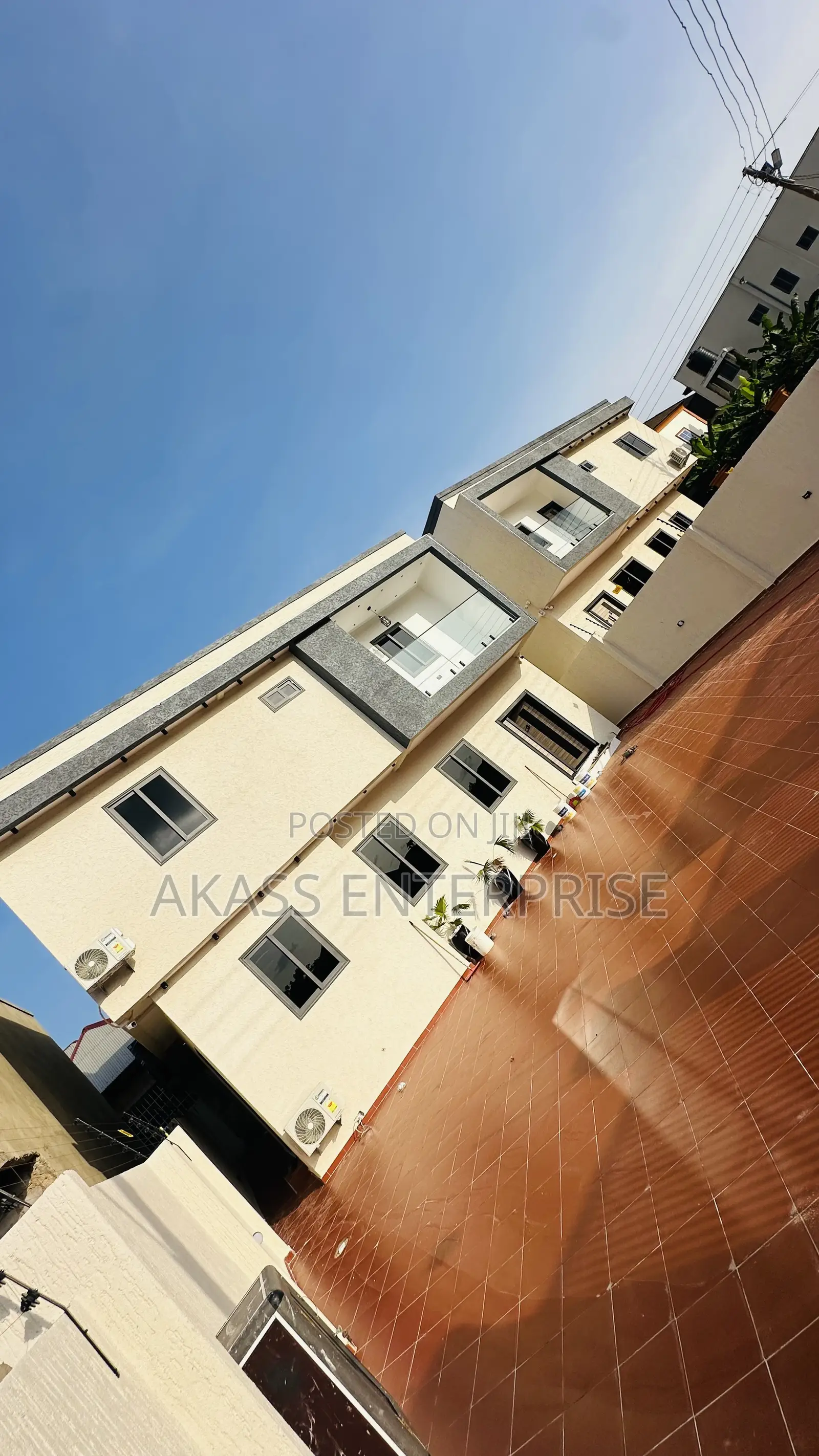 Furnished 3bdrm Mansion in Atwima Kwanwoma for sale