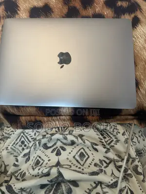 Laptop Apple MacBook Air 8GB Intel Core i3 HDD+SSD 256GB