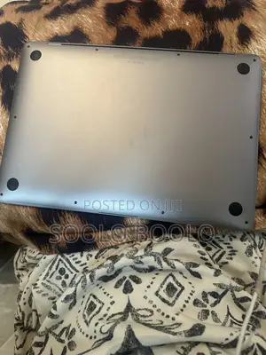 Laptop Apple MacBook Air 8GB Intel Core i3 HDD+SSD 256GB