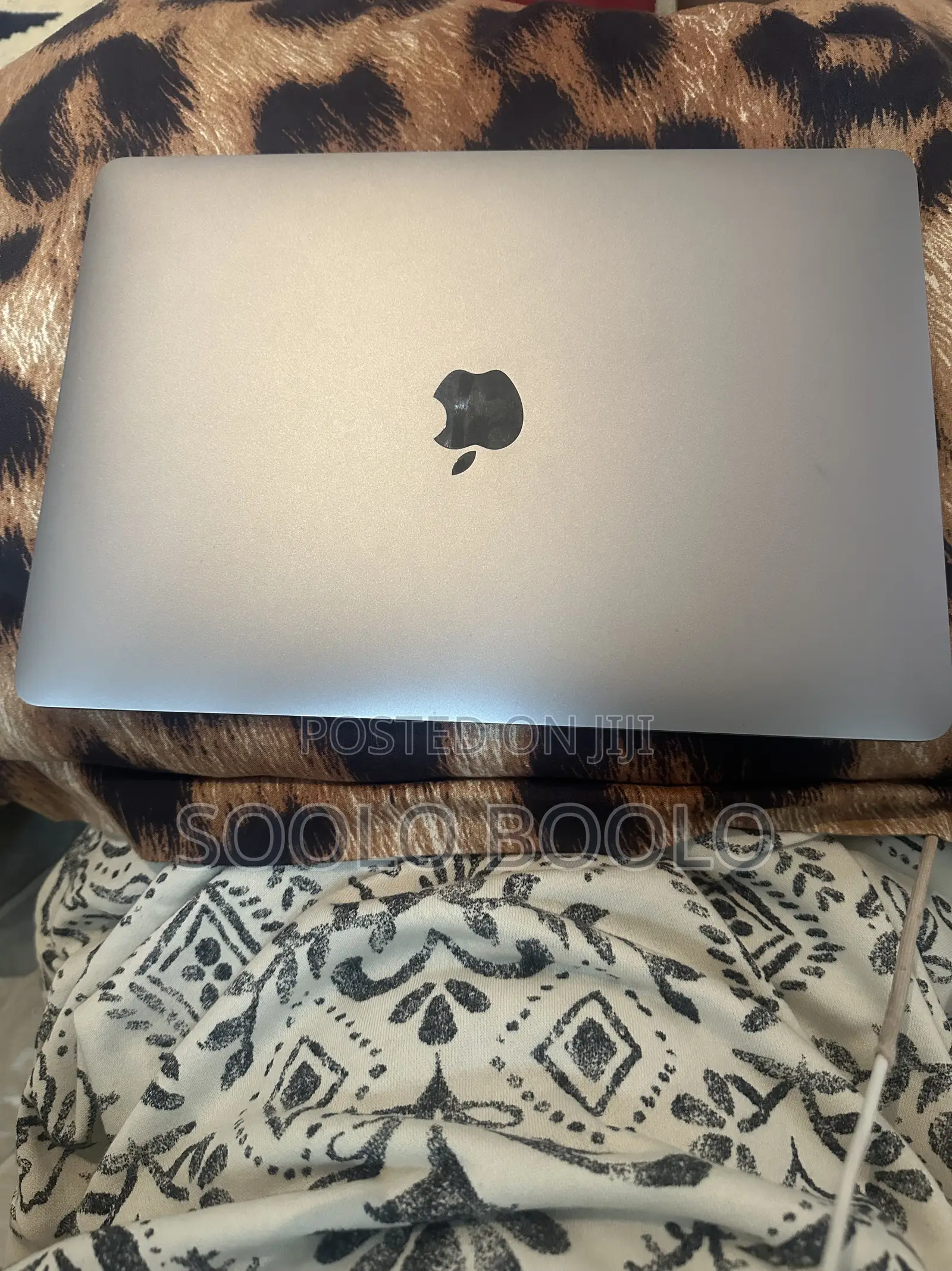 Laptop Apple MacBook Air 8GB Intel Core i3 HDD+SSD 256GB