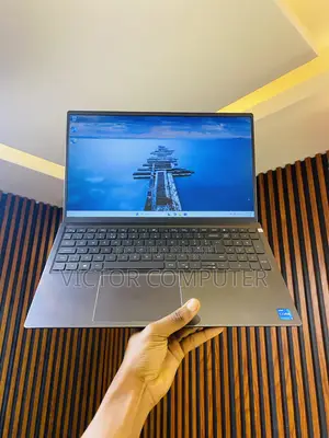 Laptop Dell Vostro 15 5510 16GB Intel Core i5 SSD 256GB