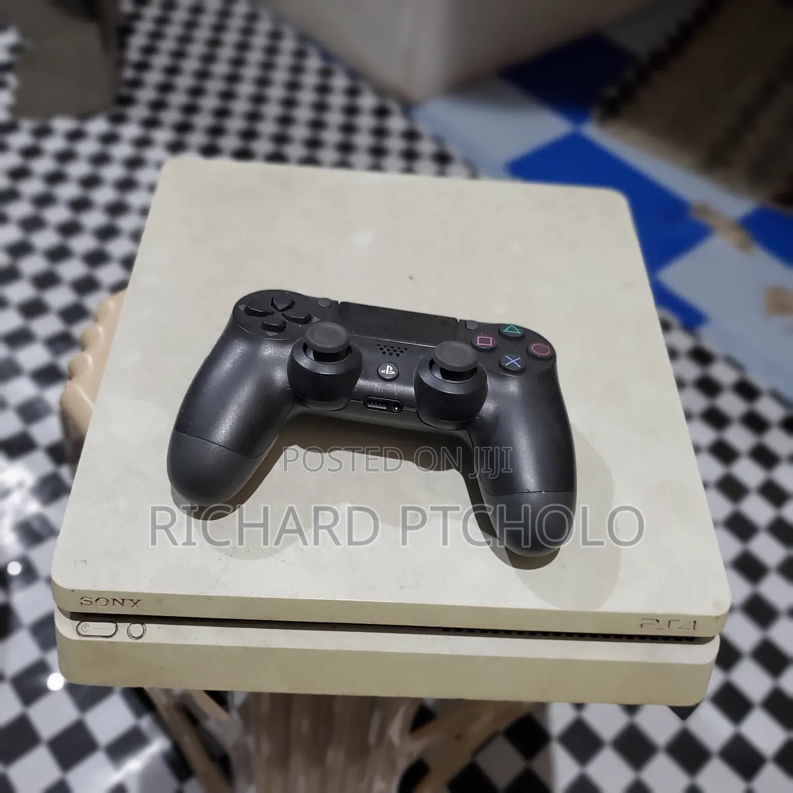 Ps4 for Sale Market Prices 2.5k, 2.7k , 3k Whatapp