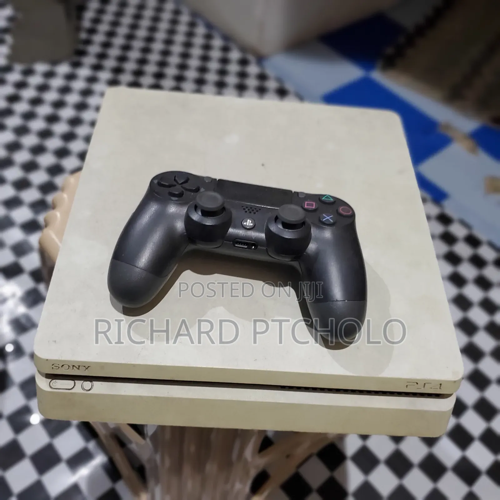 Ps4 for Sale Market Prices 2.5k, 2.7k , 3k Whatapp