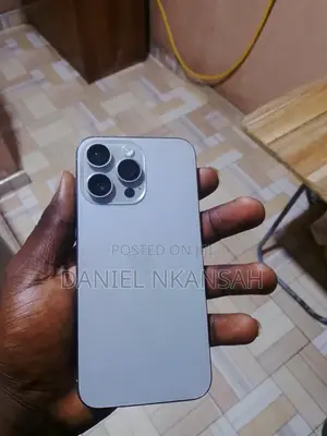 Apple iPhone 15 Pro Max 256 GB White