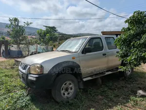 Nissan Hardbody 2000