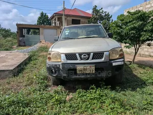 Nissan Hardbody 2000