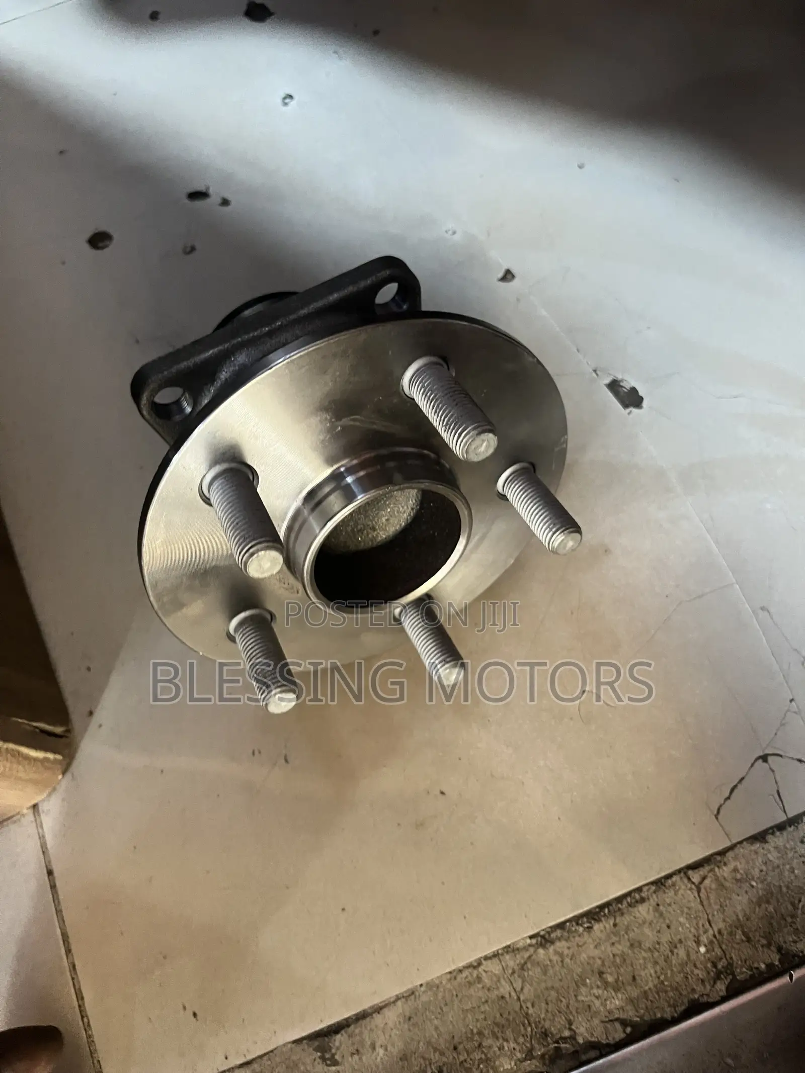 Nissan Versa Front Hub Brand New