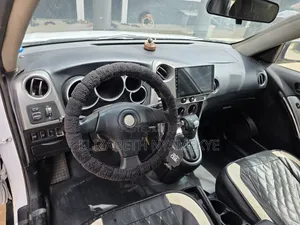 Pontiac Vibe 1.8L 2009 White