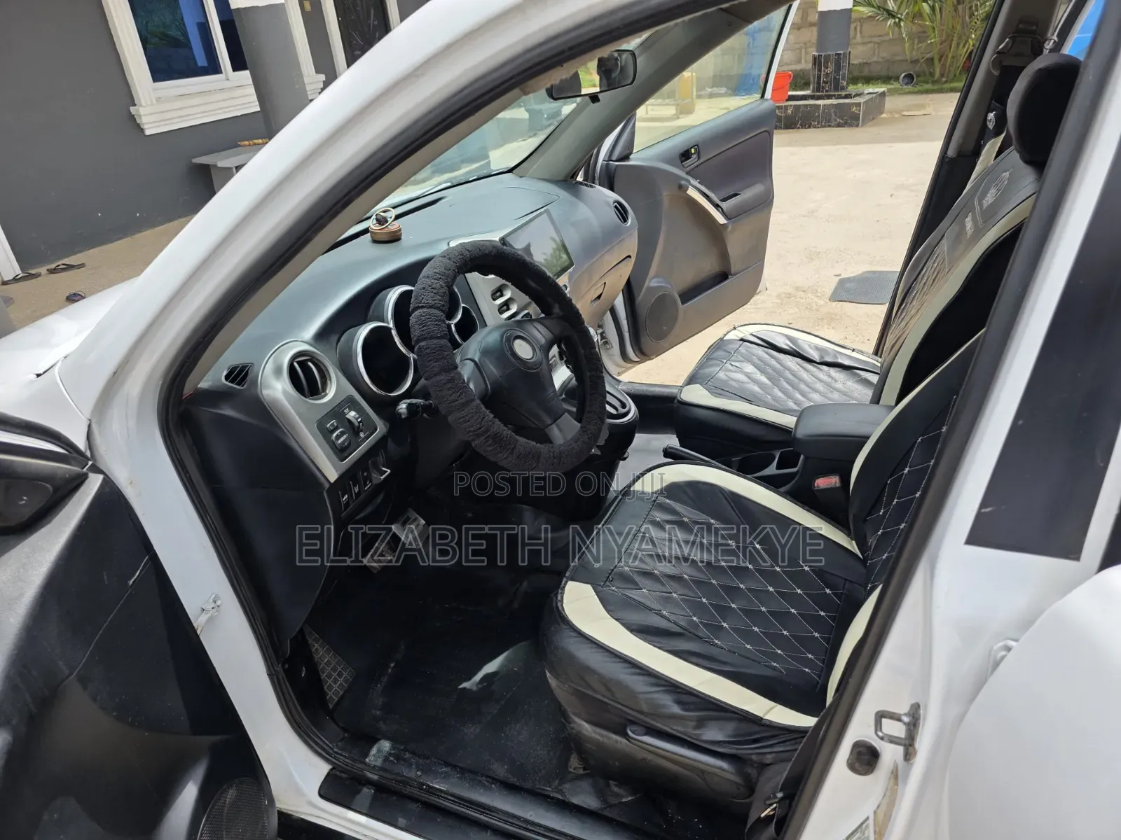 Pontiac Vibe 1.8L 2009 White