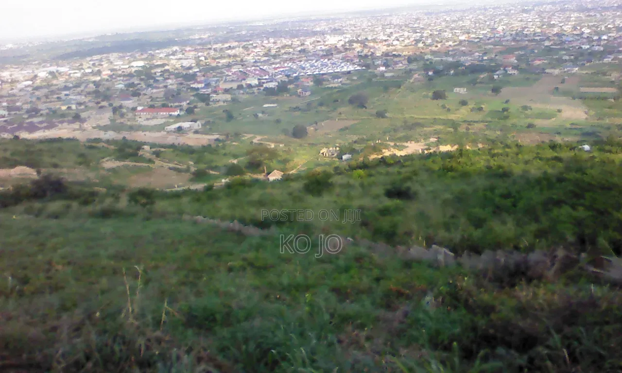 6 Plots of Titled Hillside Land