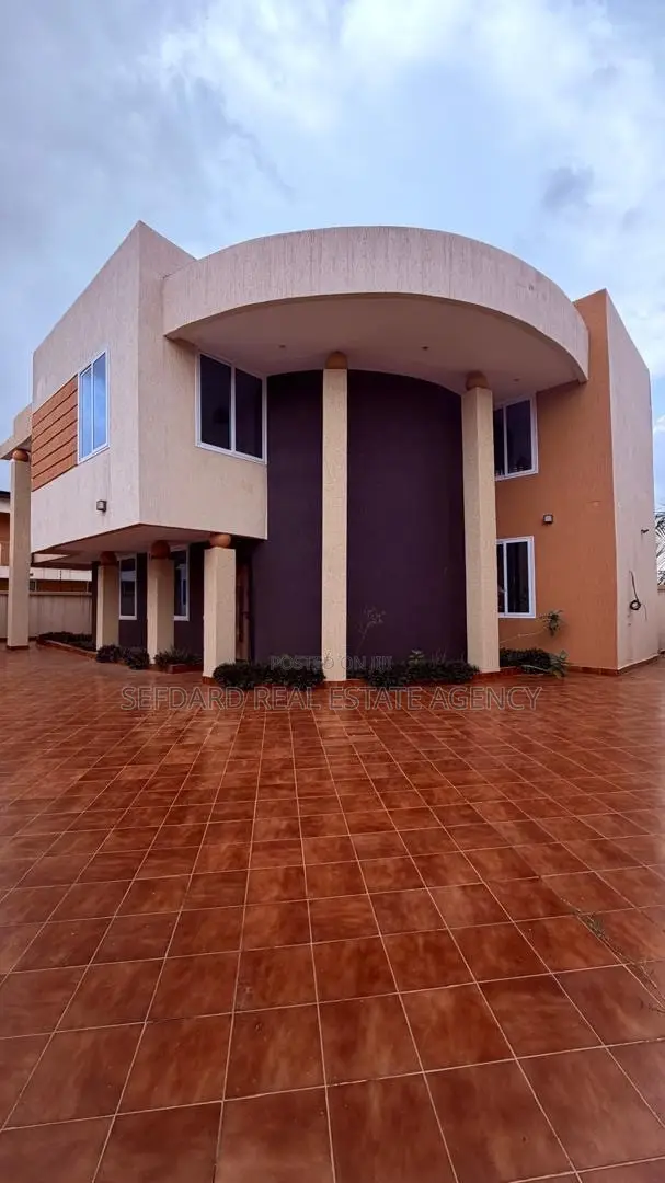 4bdrm House in Sefdard Properties, Pokuase for rent