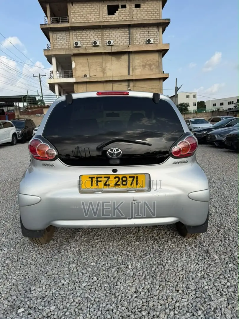Toyota Aygo 1.0 5-Door 2012