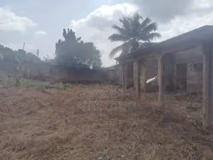 5bdrm House in Alex Otuo Properties, Kumasi Metropolitan for sale