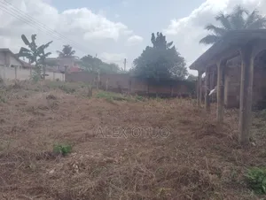 5bdrm House in Alex Otuo Properties, Kumasi Metropolitan for sale
