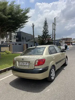 Kia Rio LX 4dr Sedan (1.6L 4cyl 6A) 2012 Gold