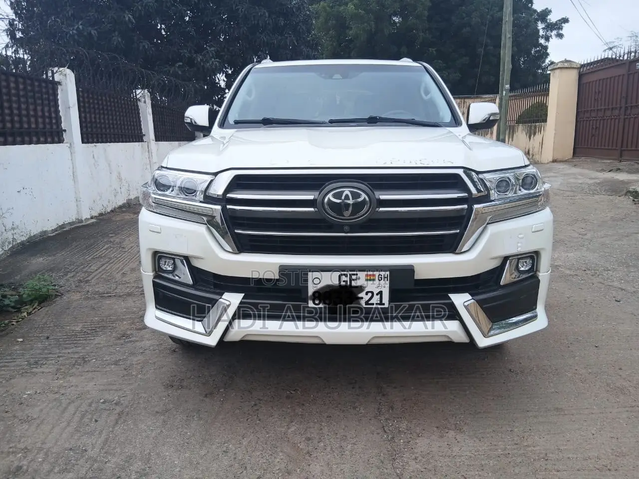 Toyota Land Cruiser 4.5 V8 VXR 2019 White