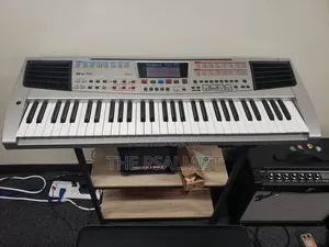 Roland EM25 Creative Keyboard