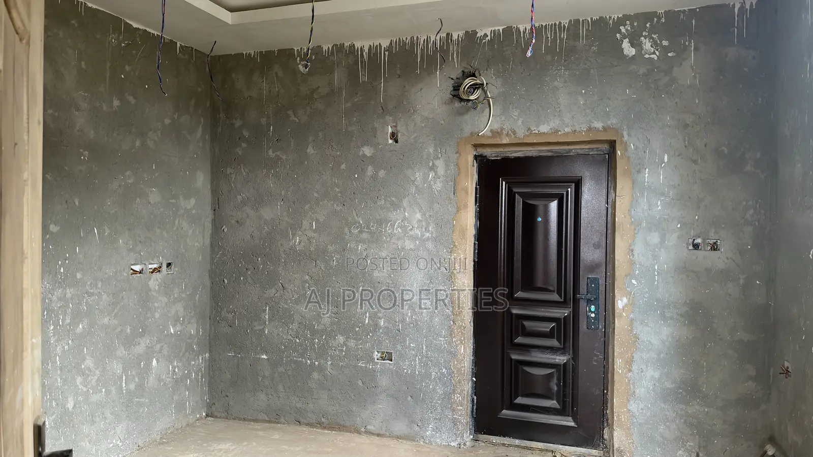 4bdrm House in Aj Properties, Old Ashomang for sale