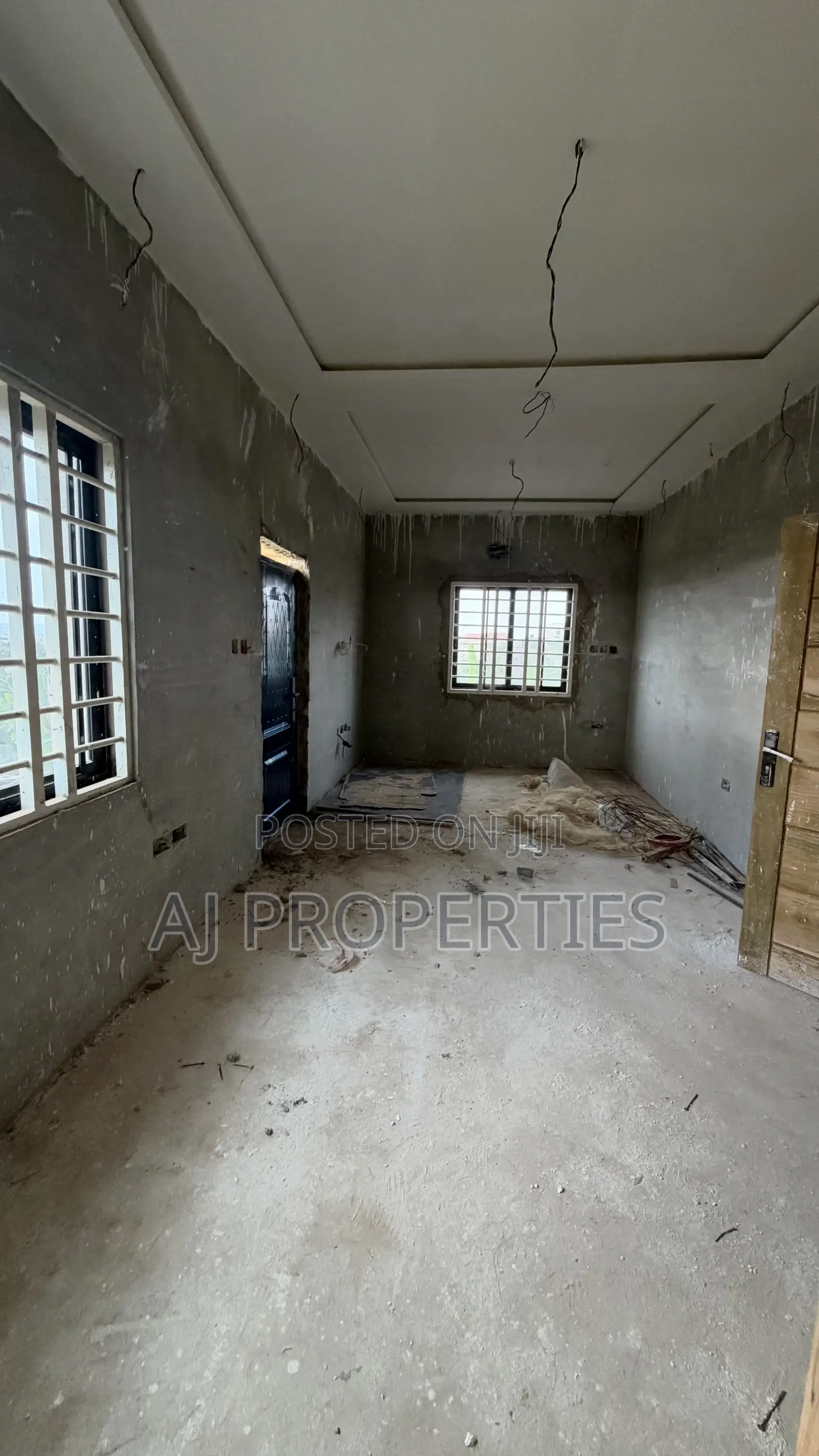 4bdrm House in Aj Properties, Old Ashomang for sale