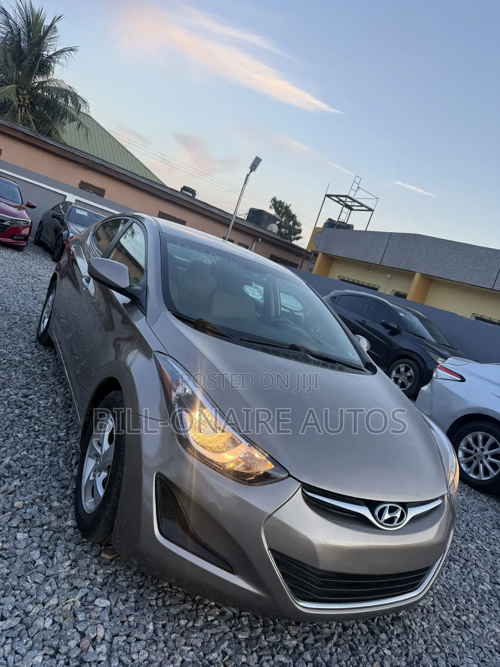Hyundai Elantra SE 4dr Sedan (1.8L 4cyl 6A) 2014 Gray