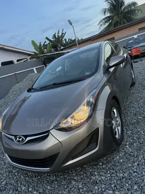 Hyundai Elantra SE 4dr Sedan (1.8L 4cyl 6A) 2014 Gray
