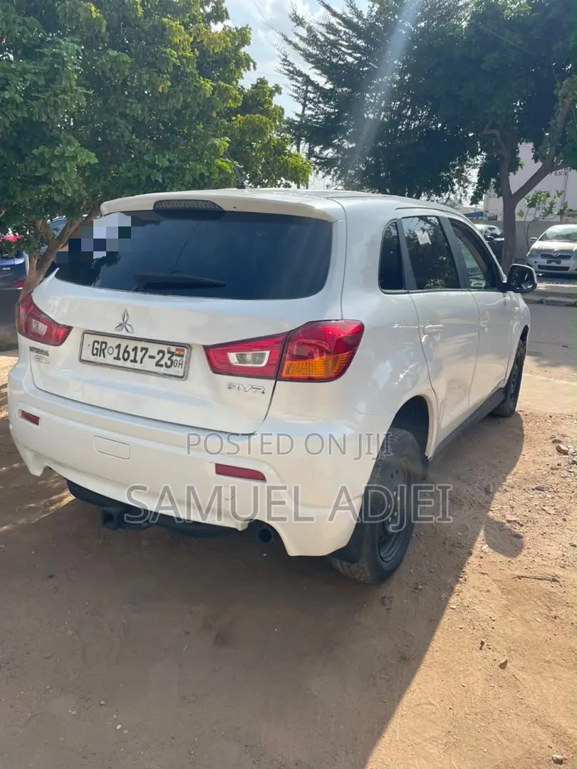 Mitsubishi Outlander 2016 White