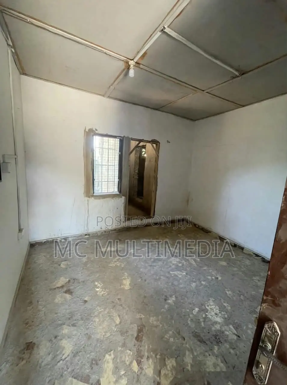 1bdrm Room & Parlour in Send The Money, A-Lang for rent