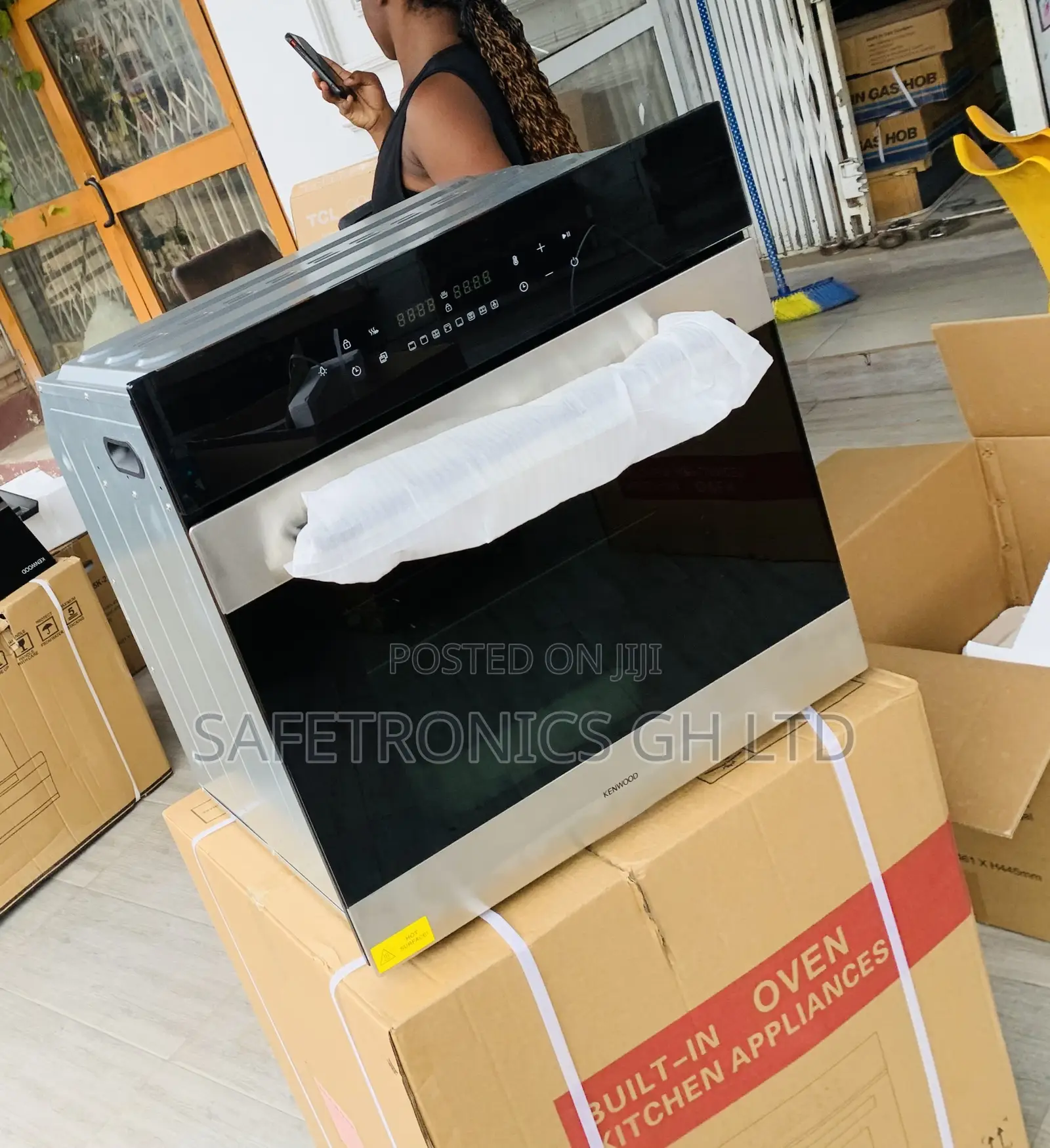 Choose Inbuilt Kenwood Black Electric Oven