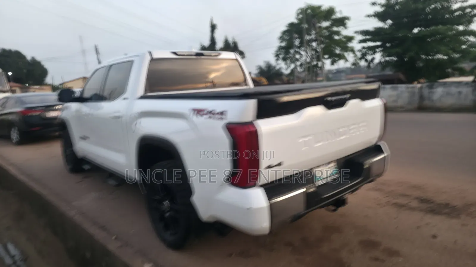 Toyota Tundra Platinum CrewMax 5.5' Bed 2024 White