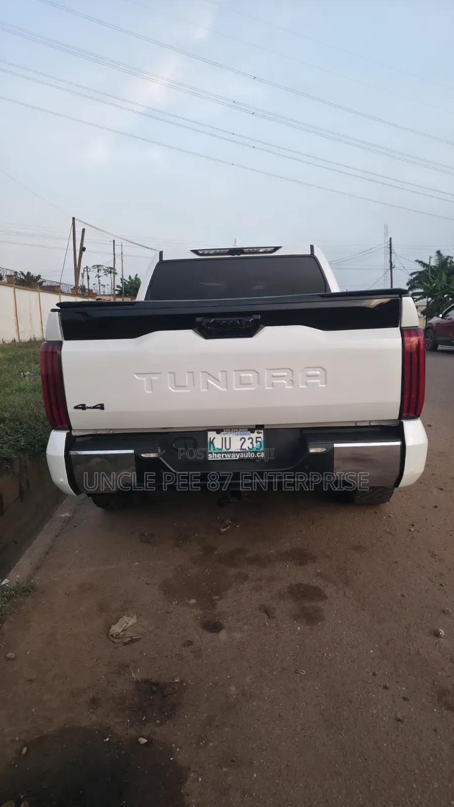 Toyota Tundra Platinum CrewMax 5.5' Bed 2024 White
