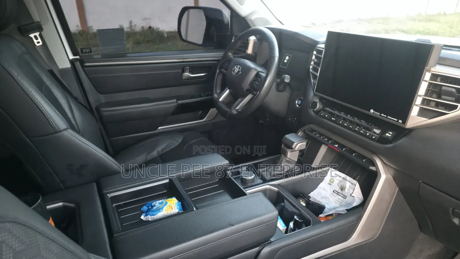 Toyota Tundra Platinum CrewMax 5.5' Bed 2024 White