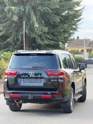 Toyota Land Cruiser 3.5 Petrol 4WD 2022 Black