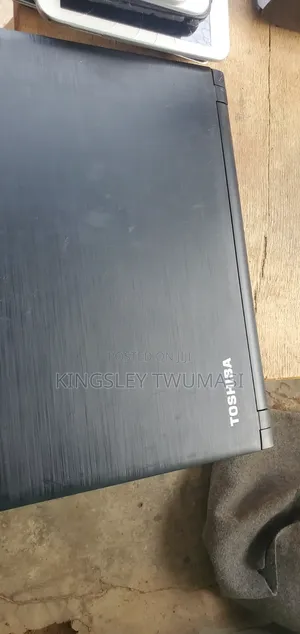 Laptop Lenovo IdeaPad 100 8GB Intel Celeron HDD 1T