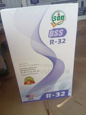 Cylinder R32 Gas