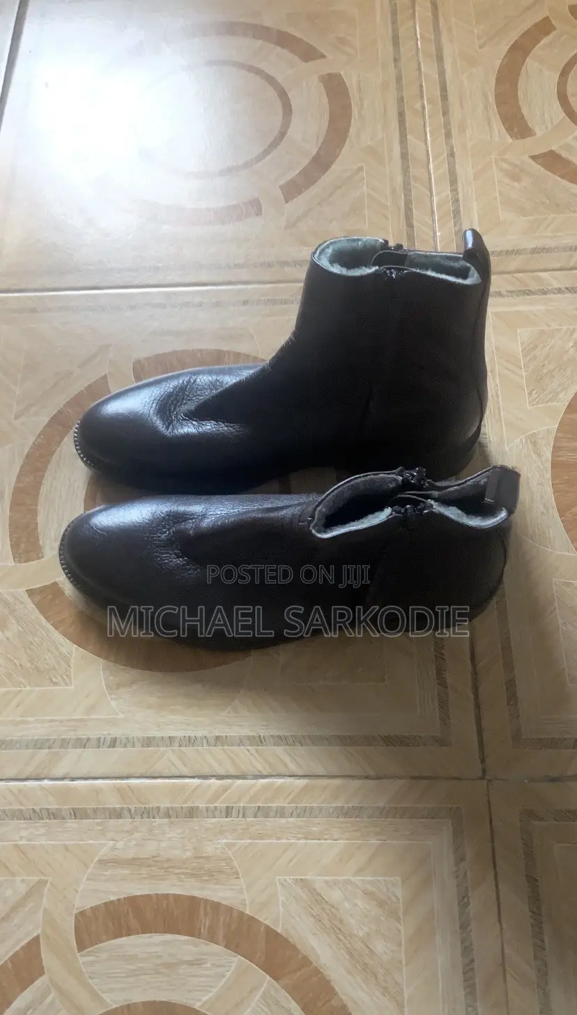 Leather Shoes for Sale