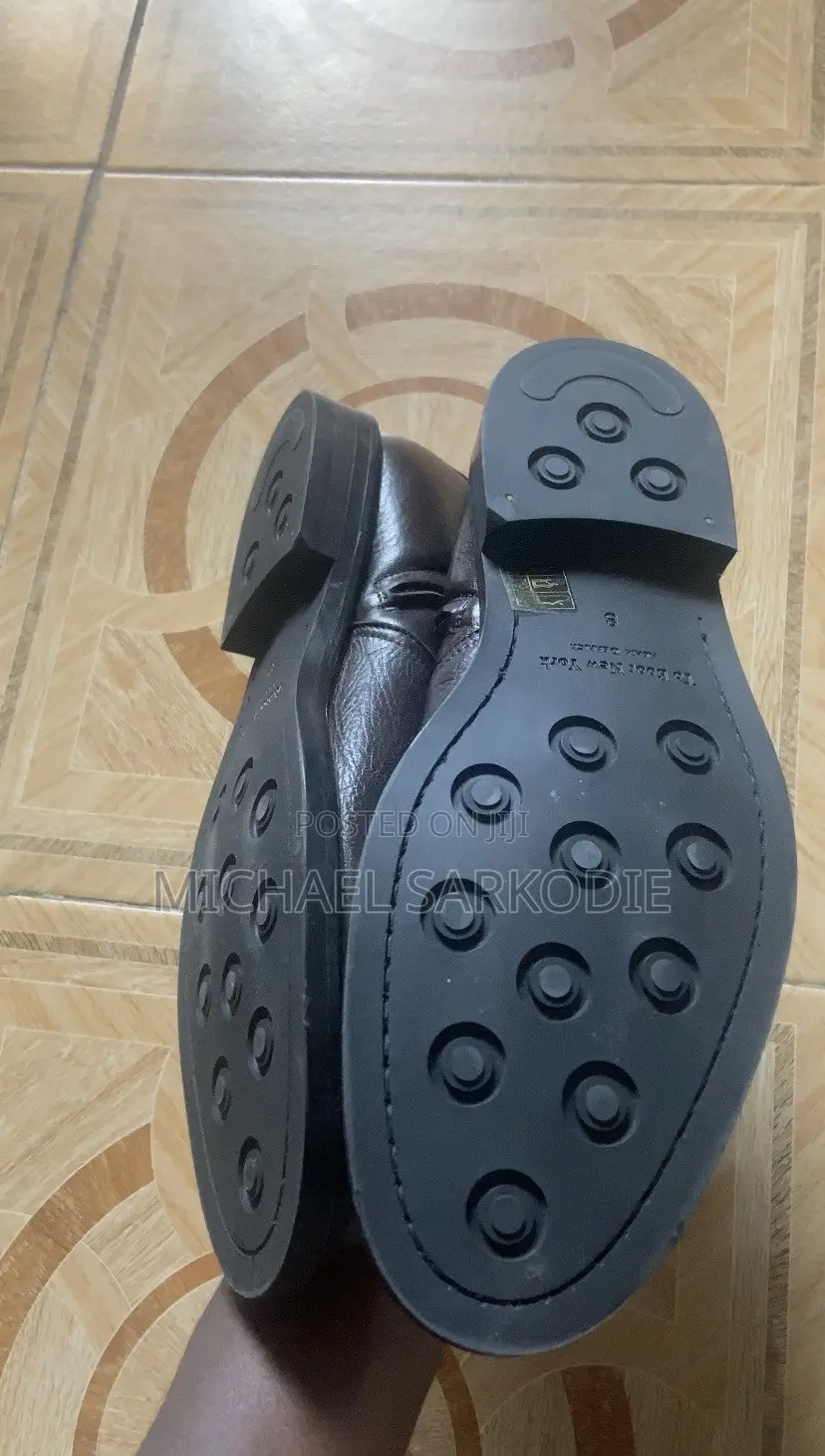Leather Shoes for Sale