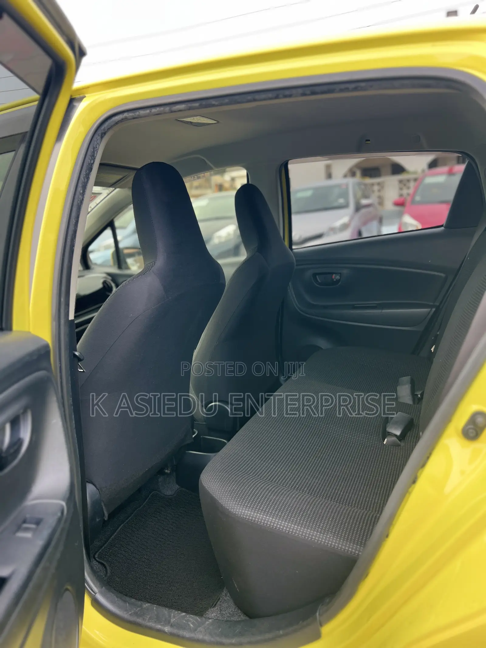 Toyota Vitz 1.3 AWD 3dr 2015 Yellow