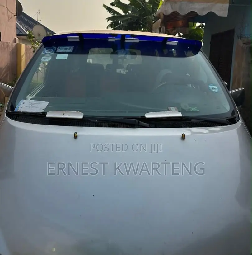 Toyota HiAce 2009 Grey